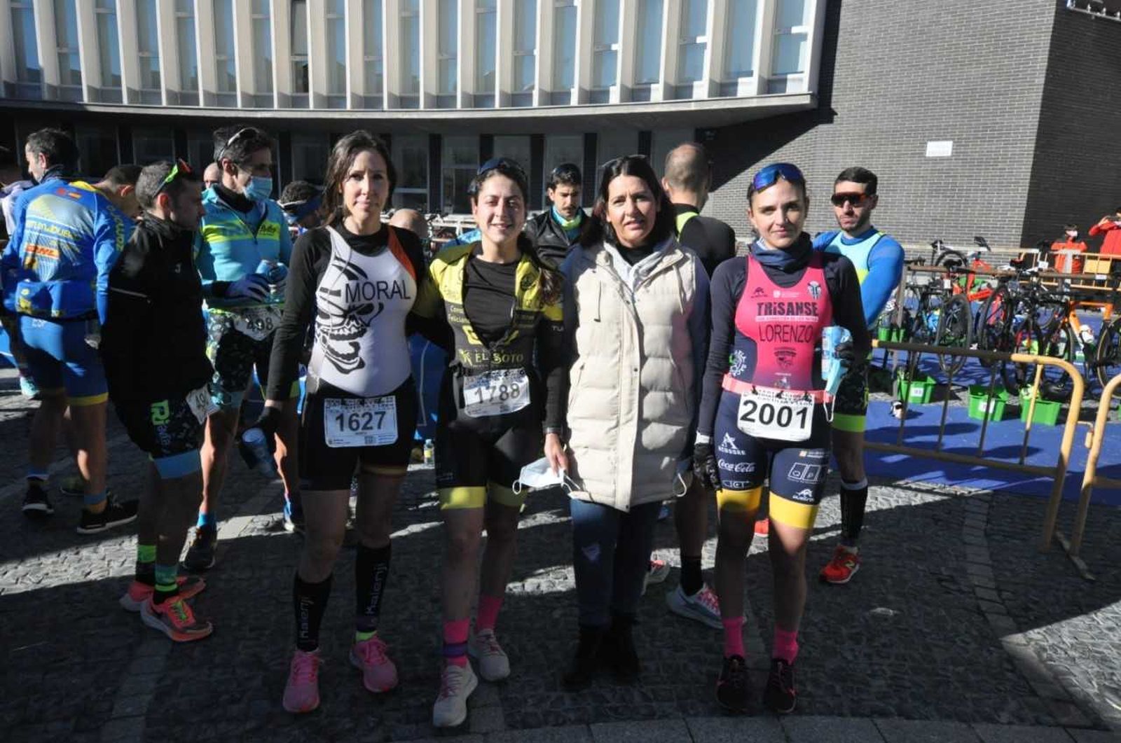 Podio femenino del II Duatlón de Carretera | FOTO AYTO DE SANTA MARTA