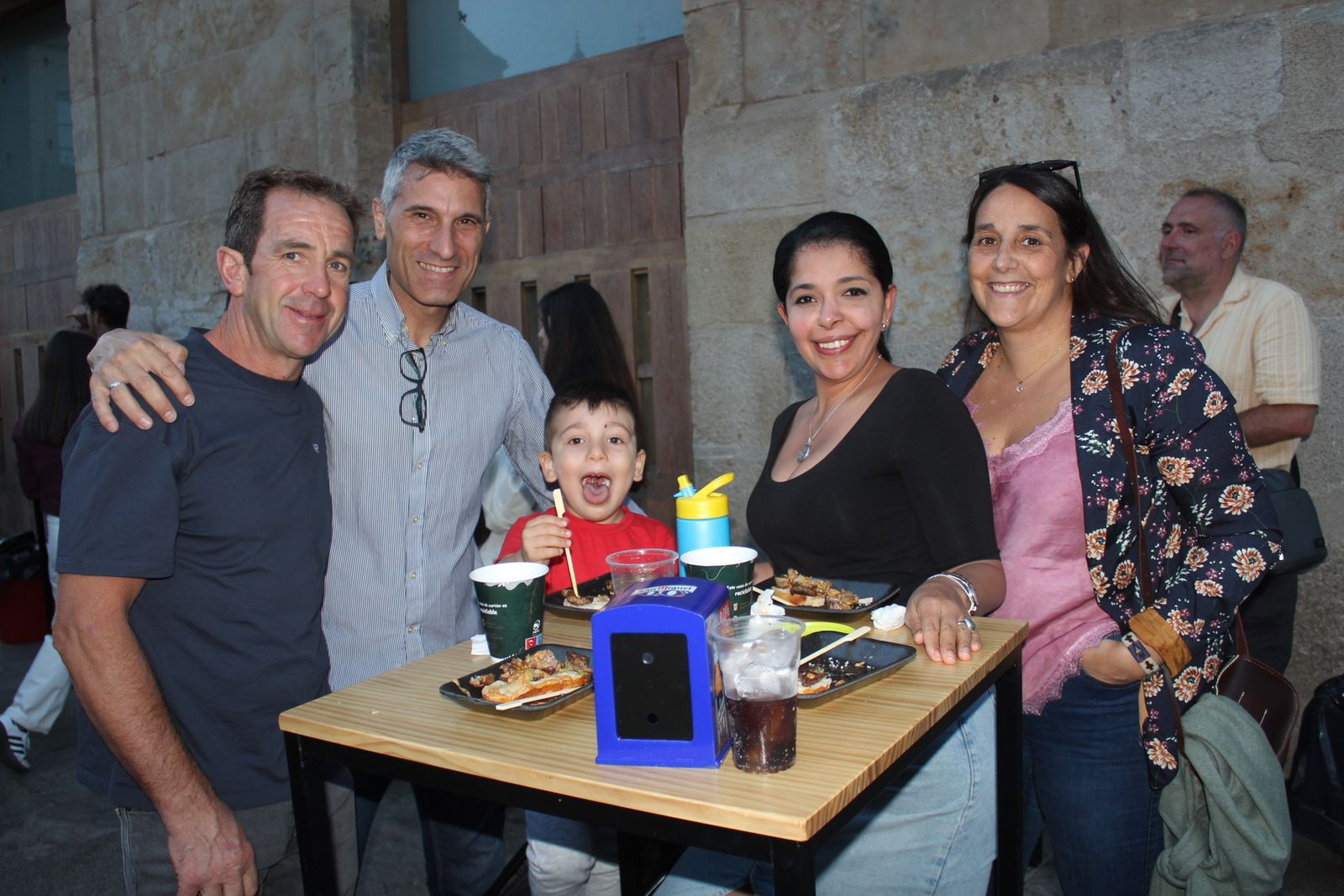Ambiente en la Feria de Día en la tarde de este jueves