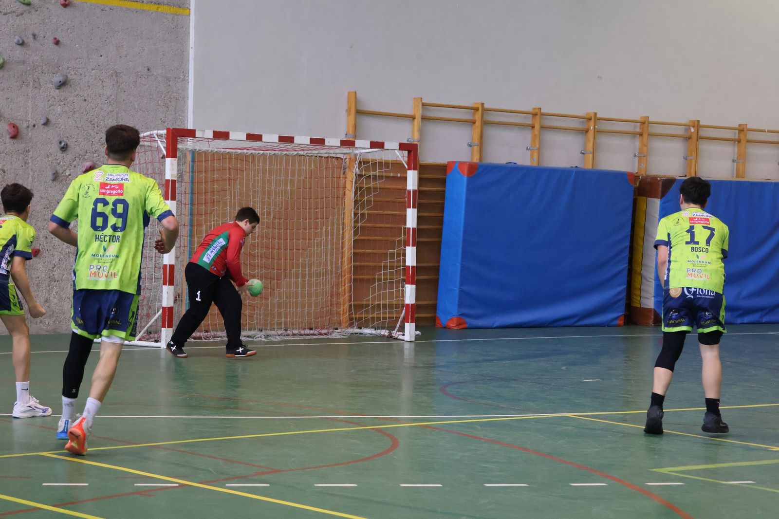 GALERÍA | Revive la disputada Fase del infantil de Balonmano Zamora