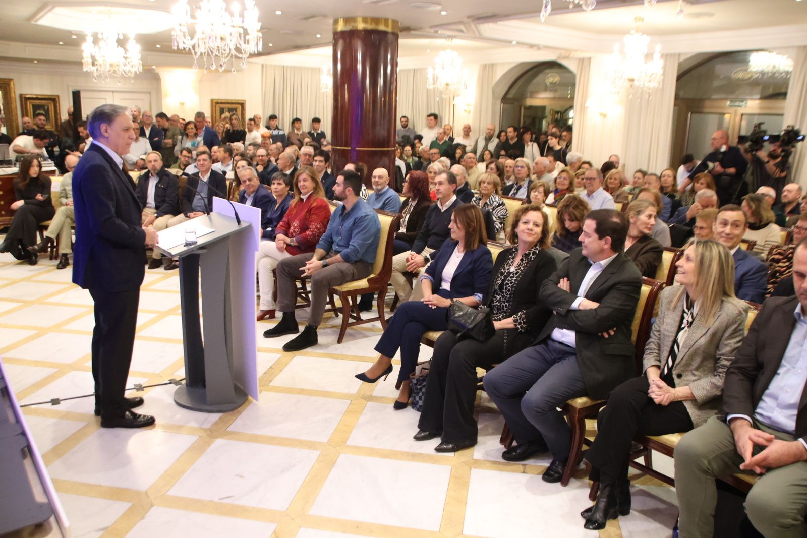 Mañueco junto a Carbayo prearranque campaña