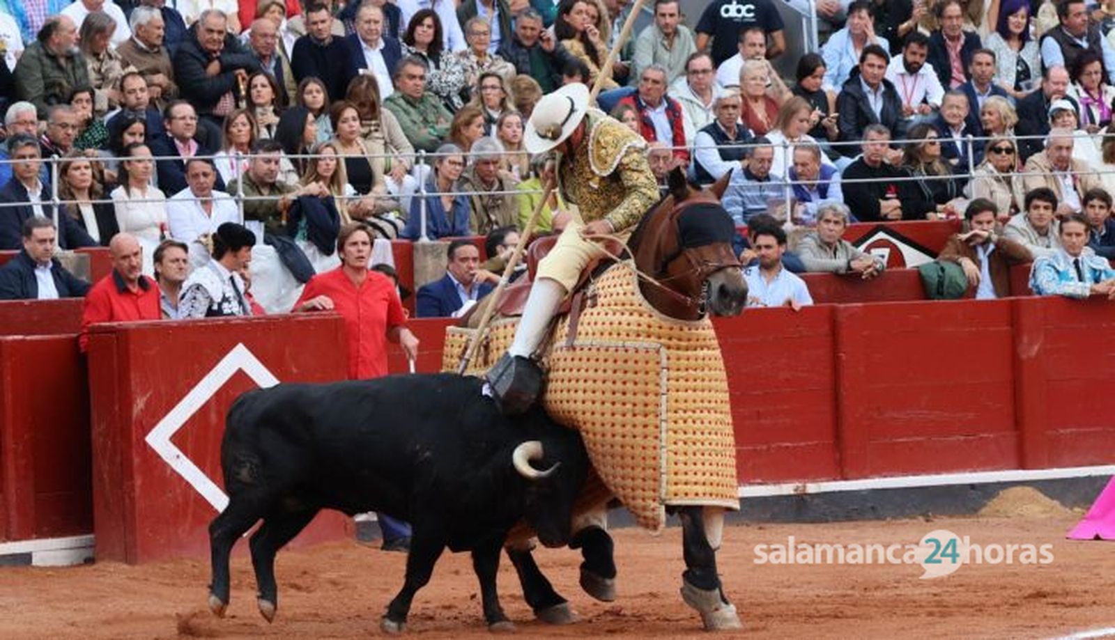 Corrida de Garcigrande: momentos más destacados del cuarto festejo de abono de la Feria Taurina Virgen de la Vega 2024. Fotos Andrea M.