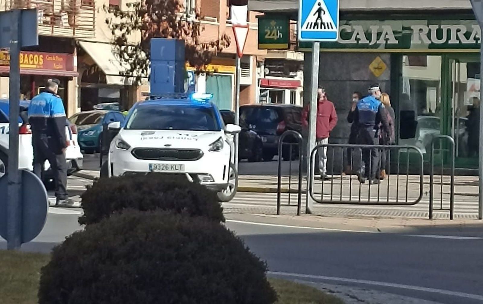 Altercado en una sucursal bancaria de Santa Marta de Tormes (1)