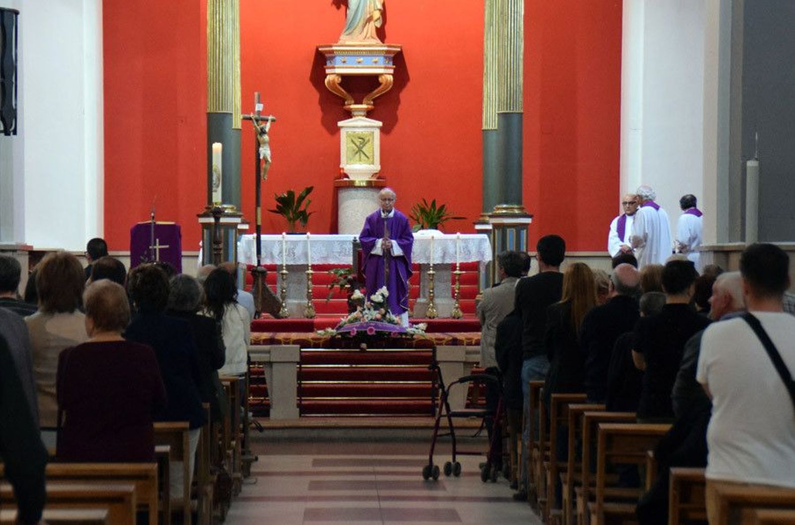 Misa obispo cabo año montañeros