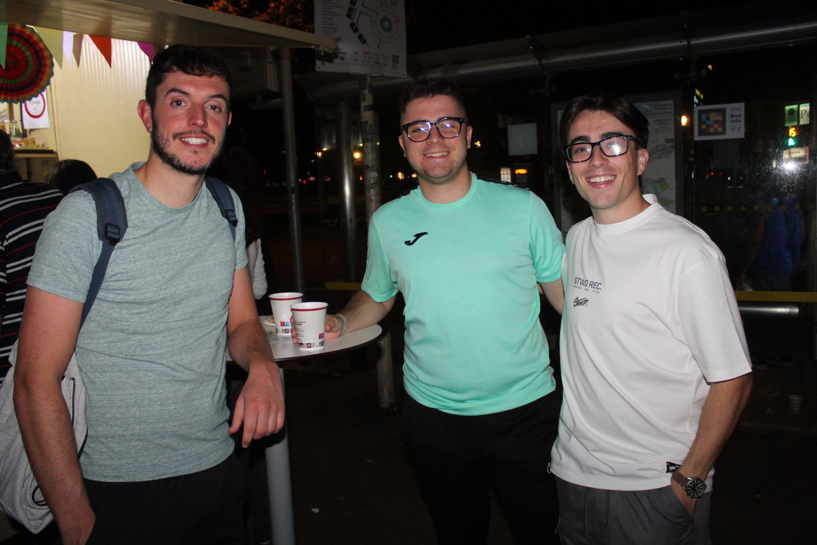 Ambiente en la Feria de Día en la tarde de este viernes