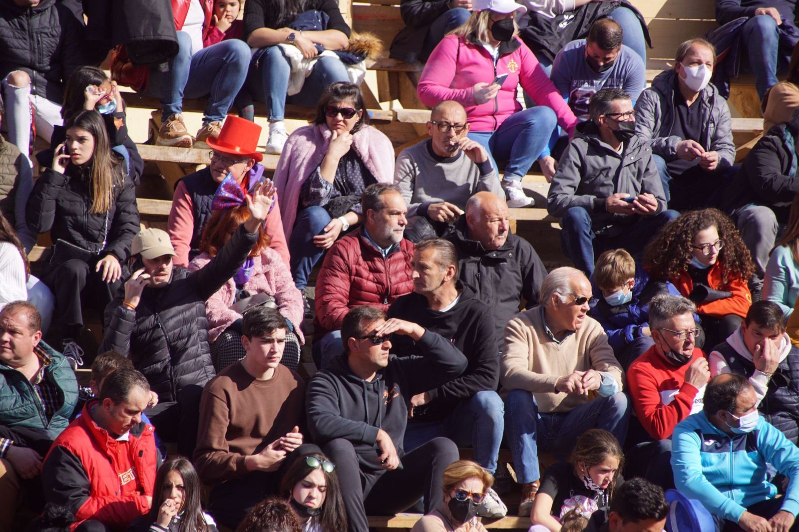 encierro-capea-y-ambiente-en-ciudad-rodrigo-en-este-lunes-de-carnaval-49