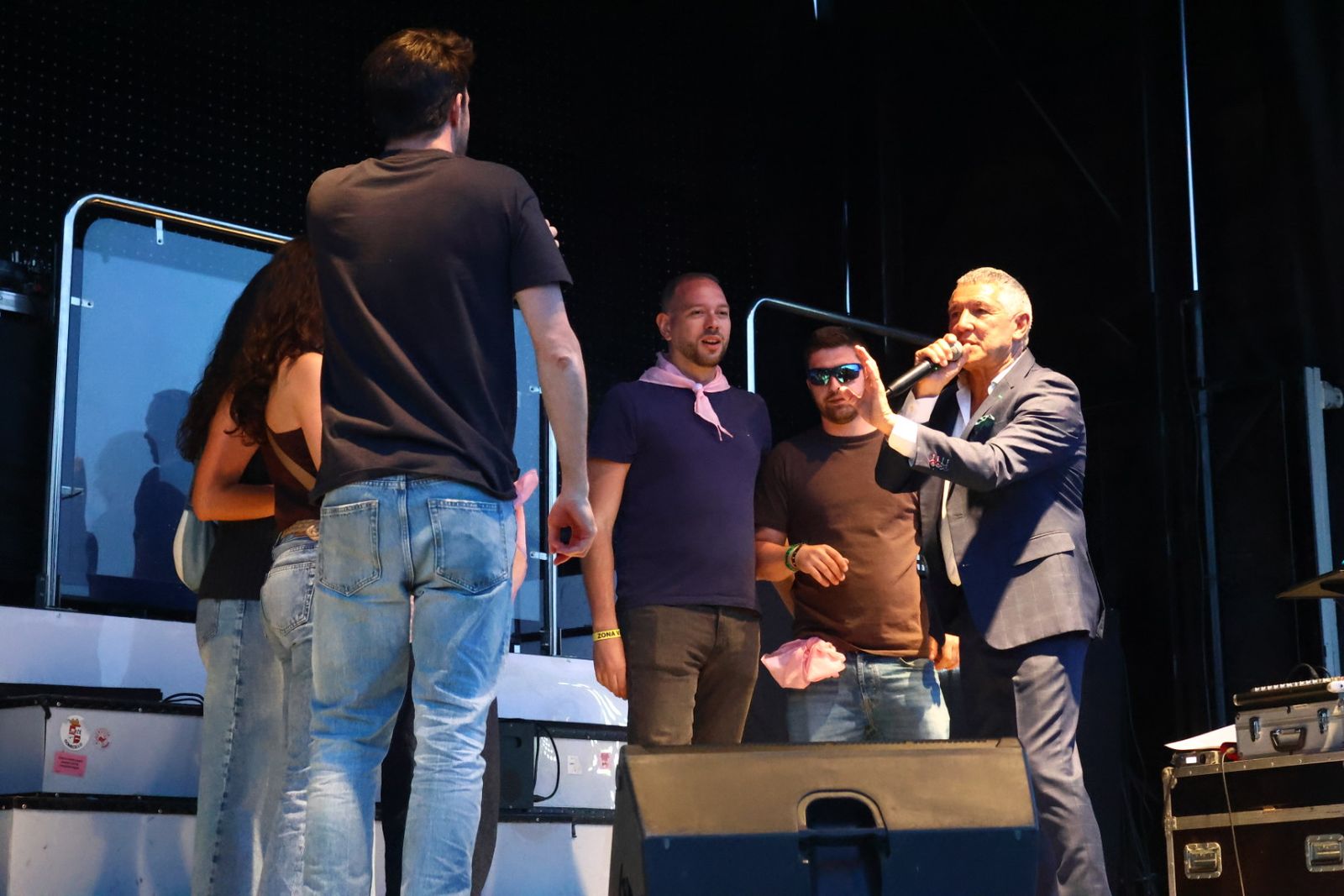 Salamanca de noche, sábado 18 de abril