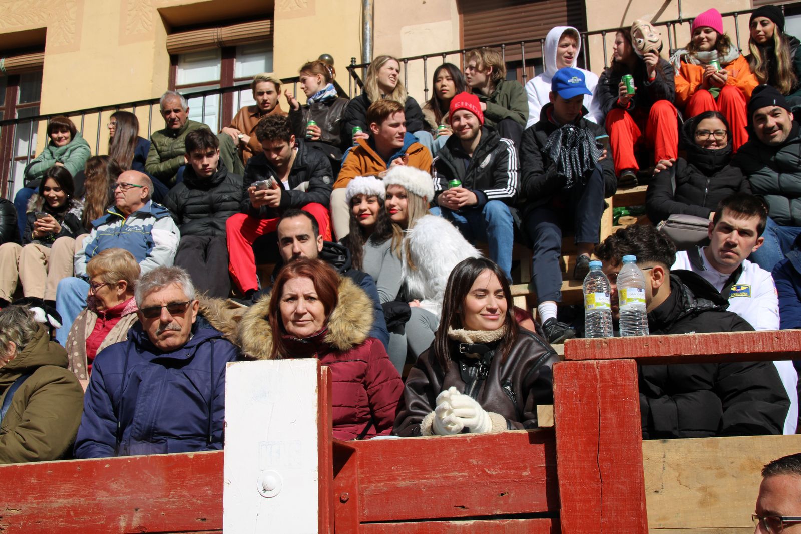 ambiente-durante-el-encierro-urbano-de-ciudad-rodrigo-sabado-10-de-febrero-fotos-s24h-66