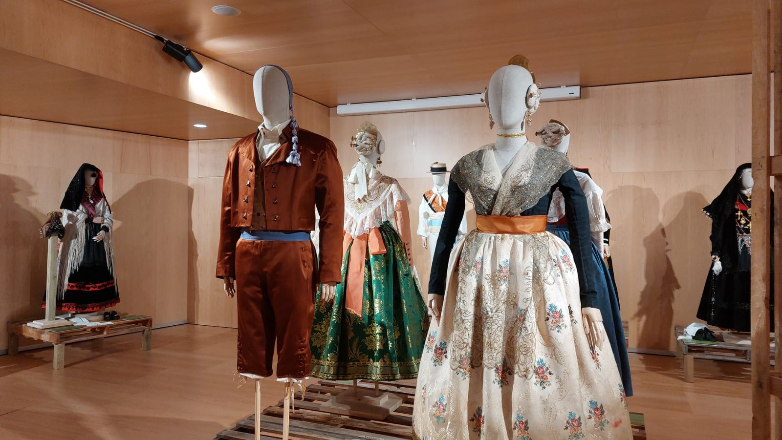 iv-festival-de-indumentaria-tradicional-35