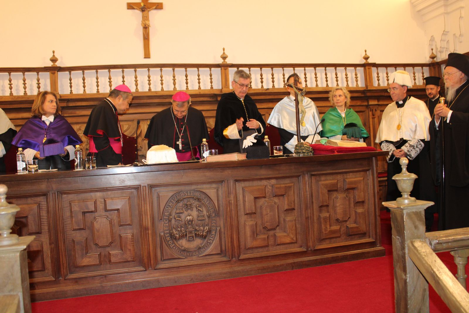 investidura-como-doctor-honoris-causa-de-la-universidad-pontific-44