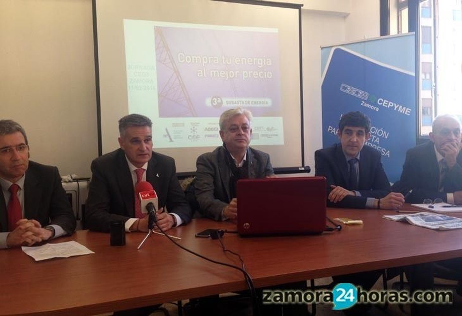 La compra agrupada de energía, a debate