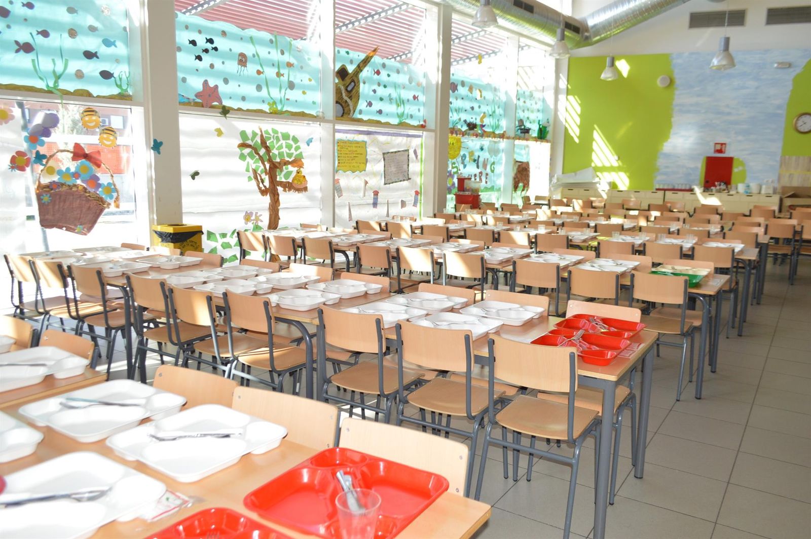 Archivo. Comedor escolar. EP