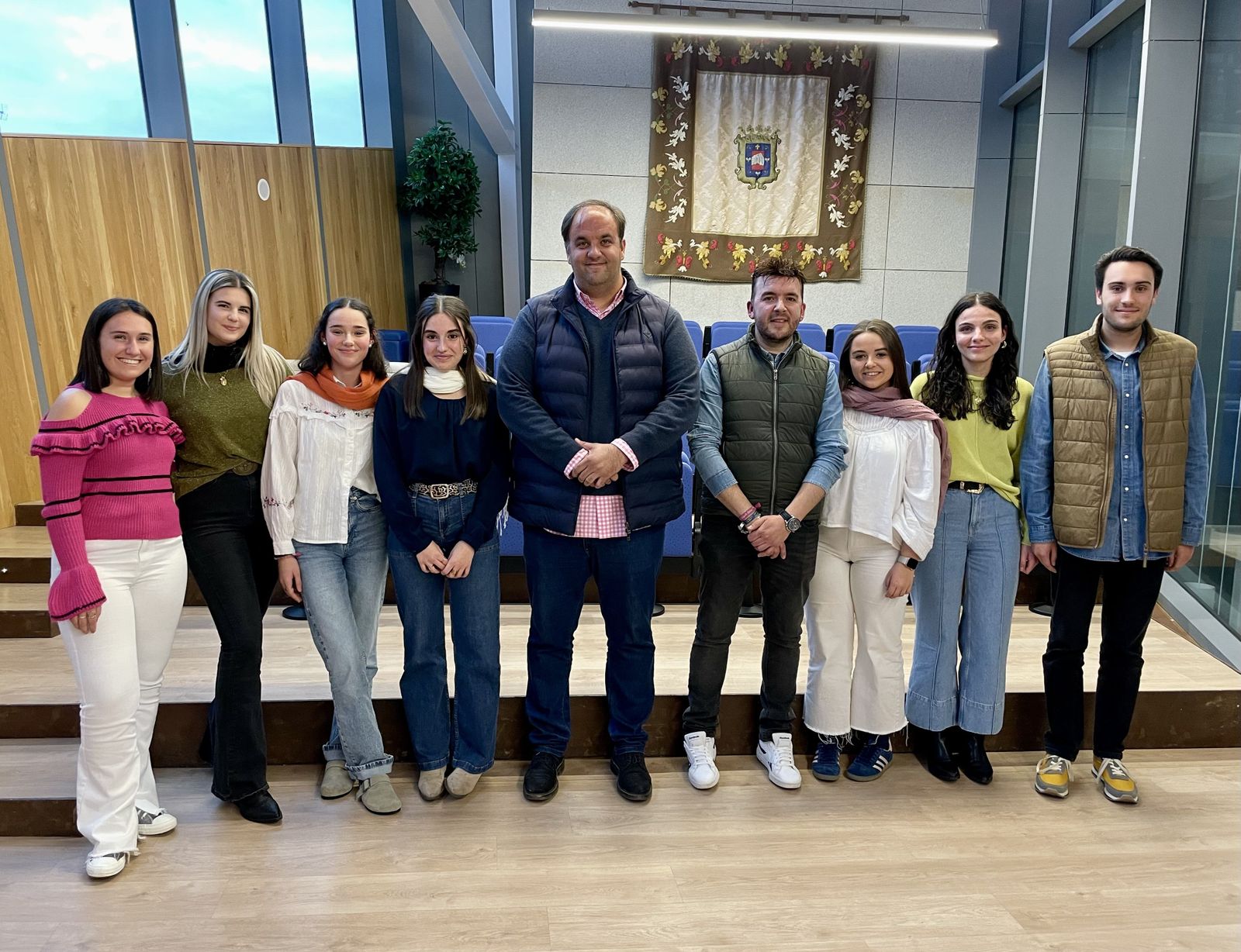 Corte de Honor y presentadores de las Fiestas de Guijuelo 2024