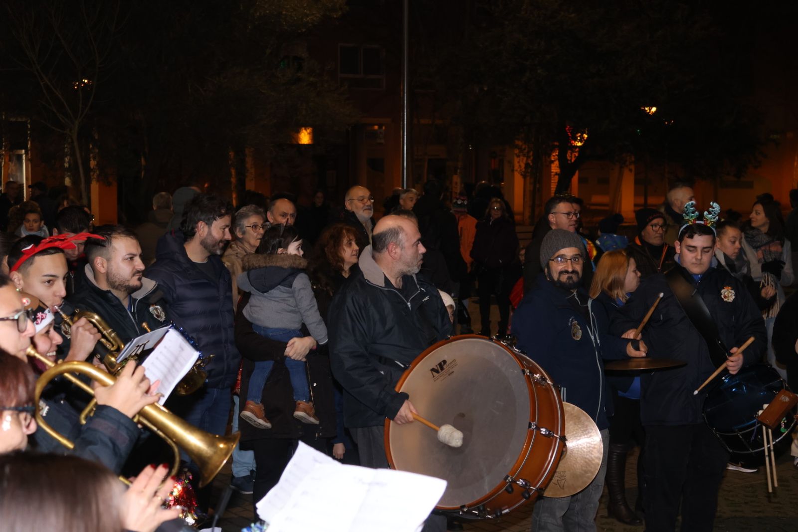 Pasacalles navideño en el barrio de El Zurguén