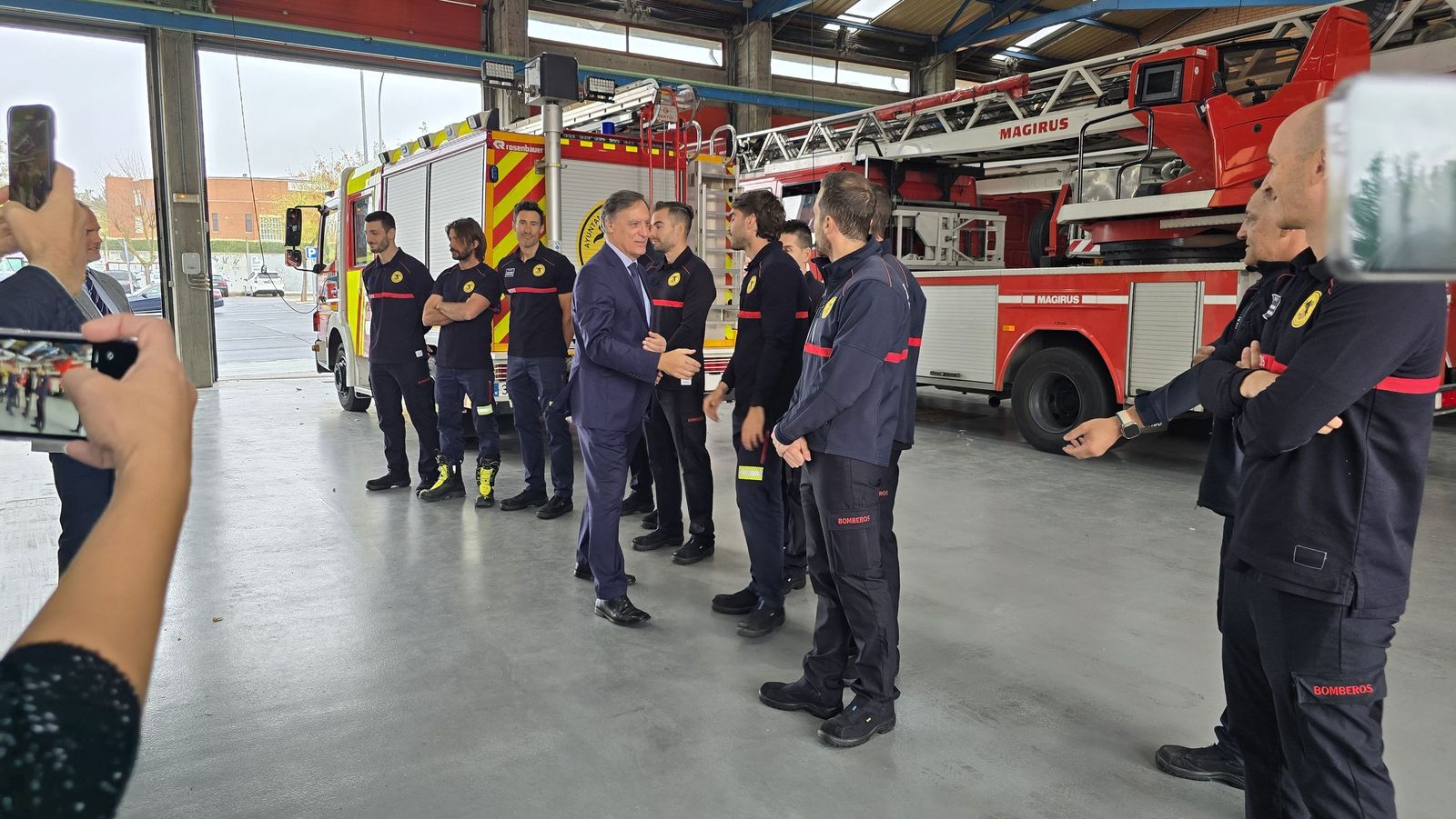 Presentación del nuevo vehículo nodriza del Servicio de Prevención, Extinción de Incendios y Salvamento