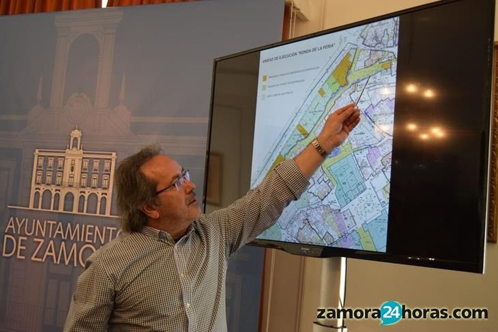 El Ayuntamiento inicia un proceso de multiexpropiación para liberar 300 metros de Muralla en la Avenida de la Feria