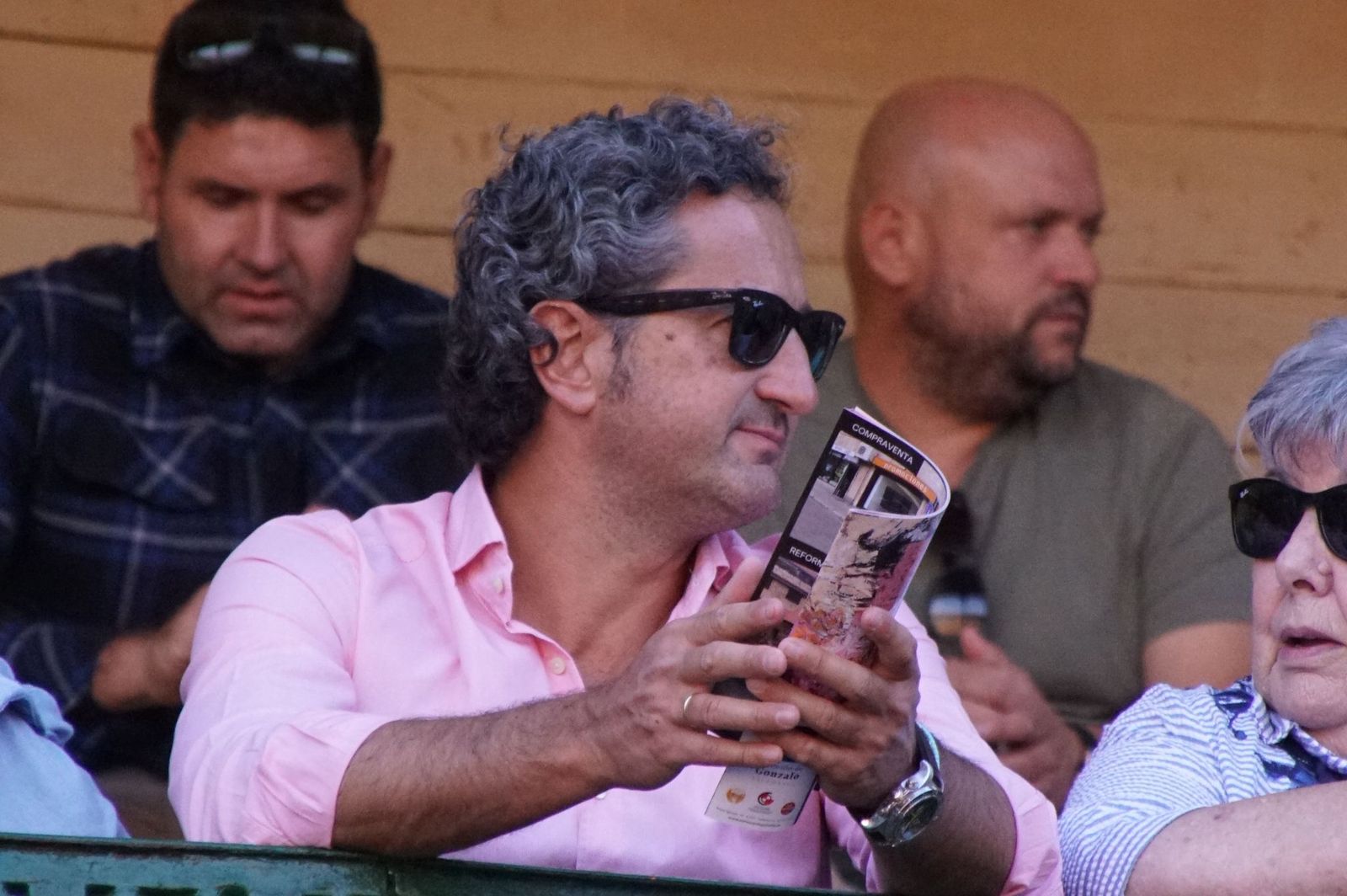 Así se ha vivido la primera corrida de la feria 2025 en La Glorieta: imágenes del ambiente en los tendidos y en el patio de cuadrillas