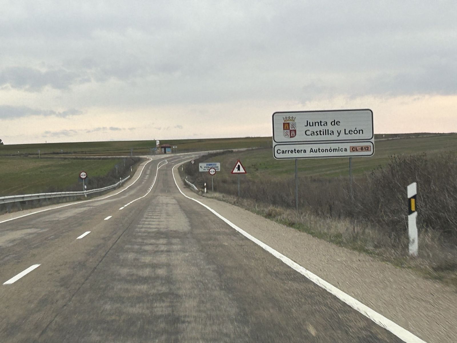 Carretera CL-612 entre Villalpando y Zamora