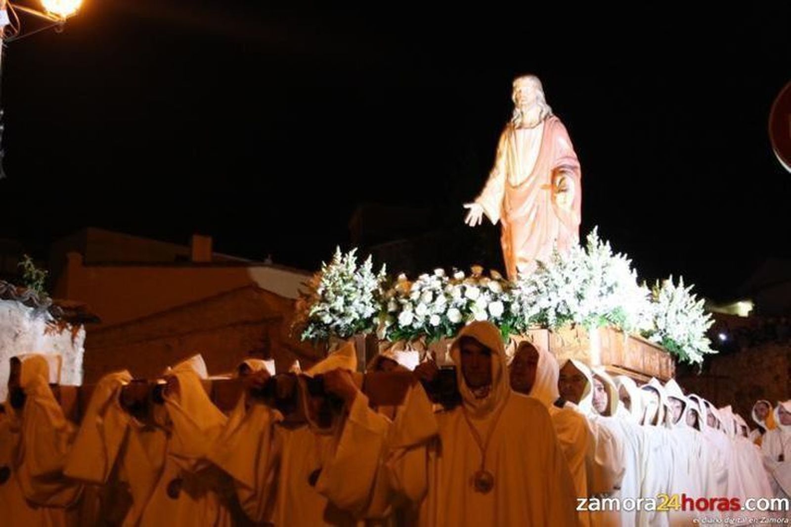 Sábado de Pasión: Hermandad Penitencial de Nuestro Señor Jesús, Luz y Vida