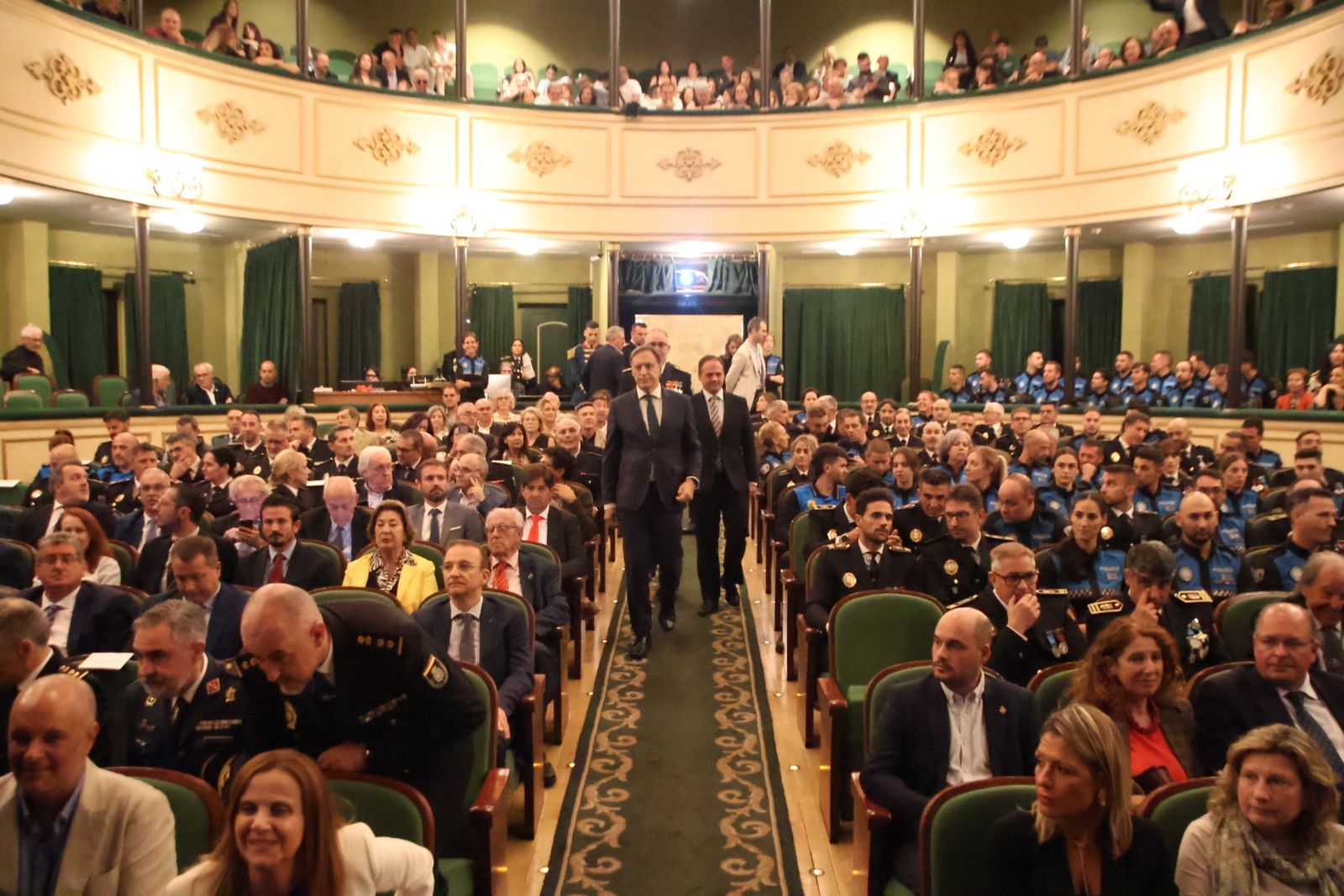 Día de la Policía Local en el Teatro Liceo