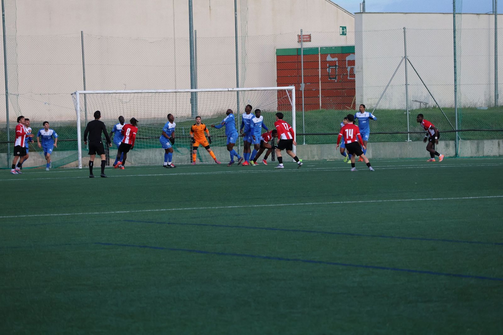 Empate del Zamora CF B ante CDF Cubillos