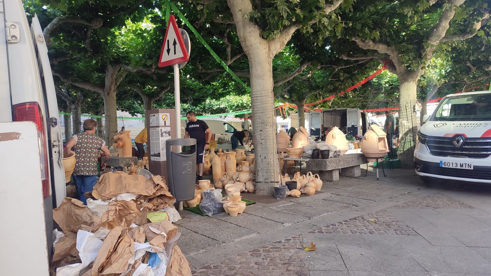 La Feria de la Cerámica y Alfarería horas antes de su inauguración