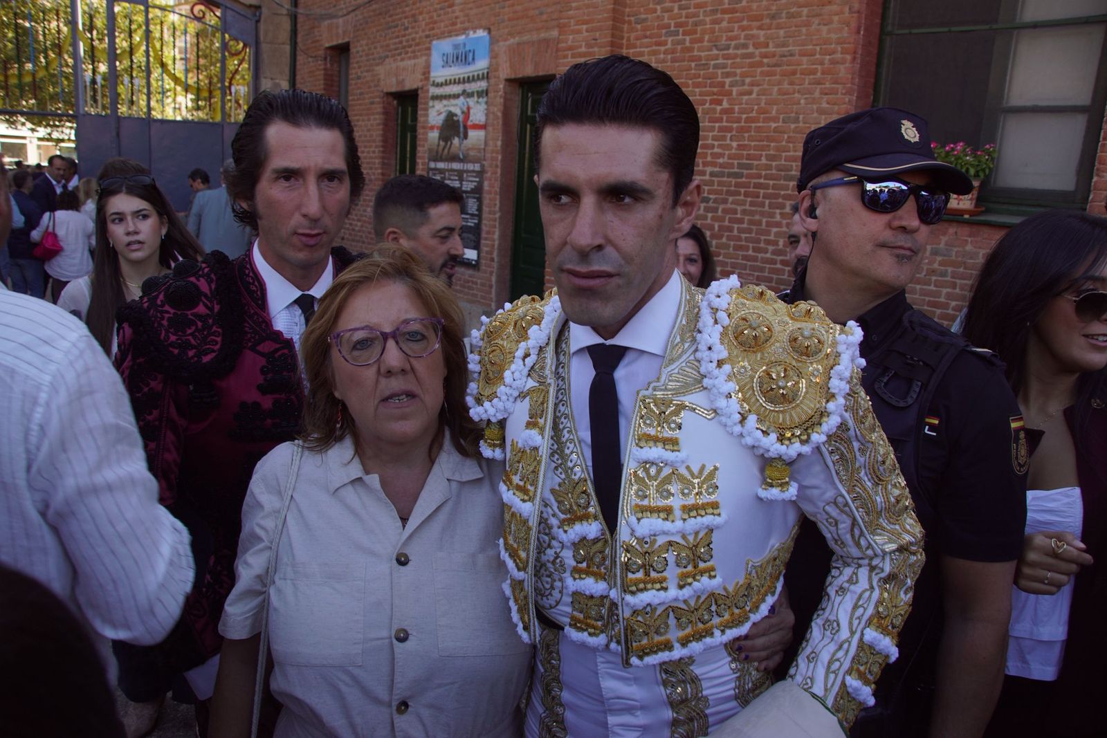 Así ha vivido la afición salmantina el adiós a la feria desde los tendidos: imágenes del ambiente en la corrida concurso