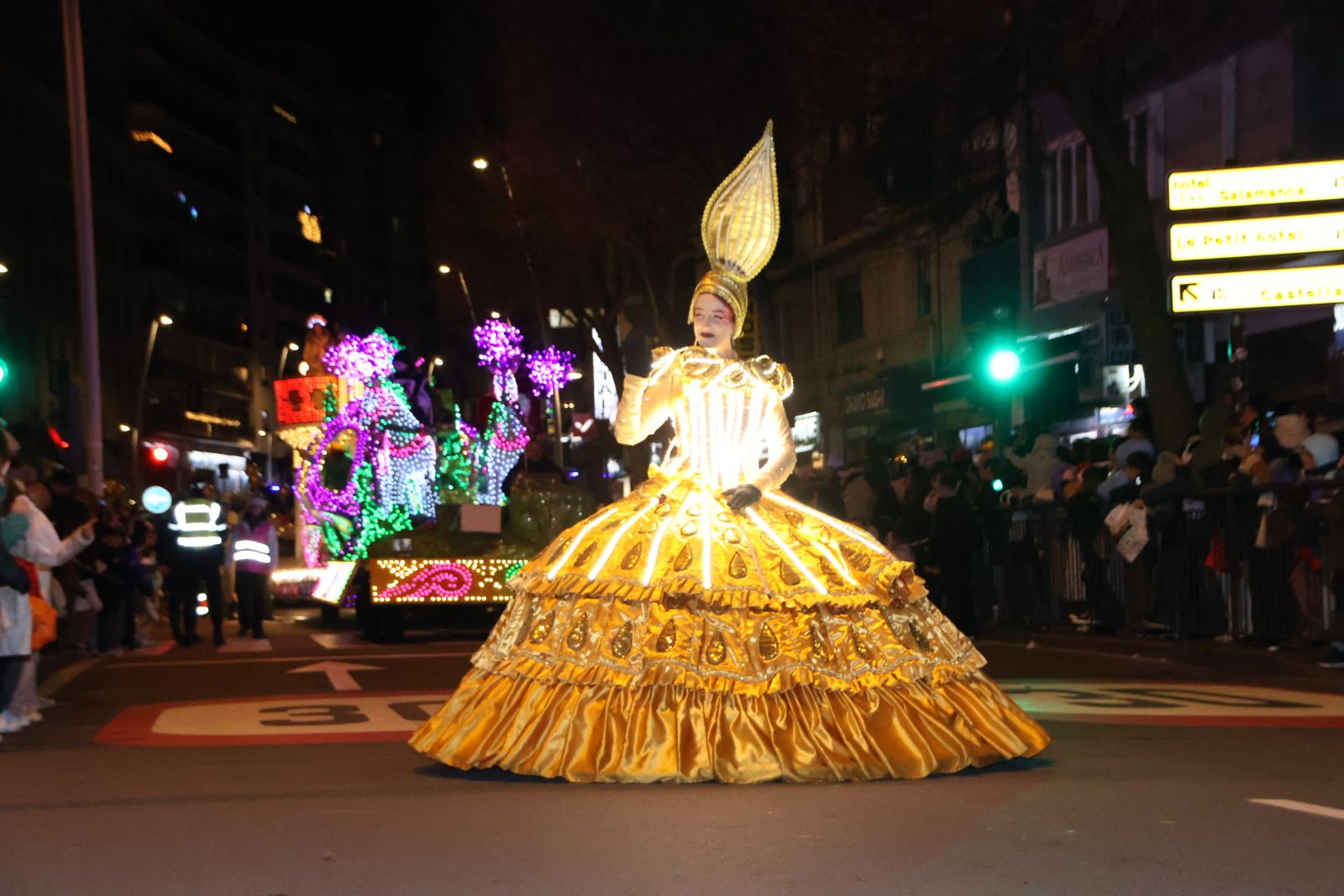 Los Reyes Magos recorren las calles de Salamanca en la Cabalgata 2026
