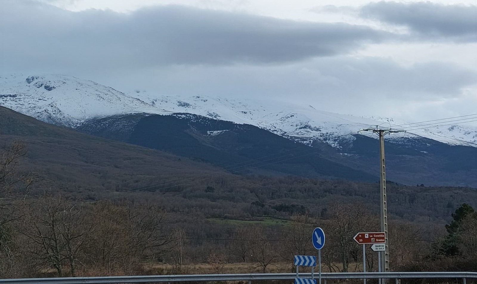 Nieve en la Sierra de Béjar el 12 de marzo de 2025