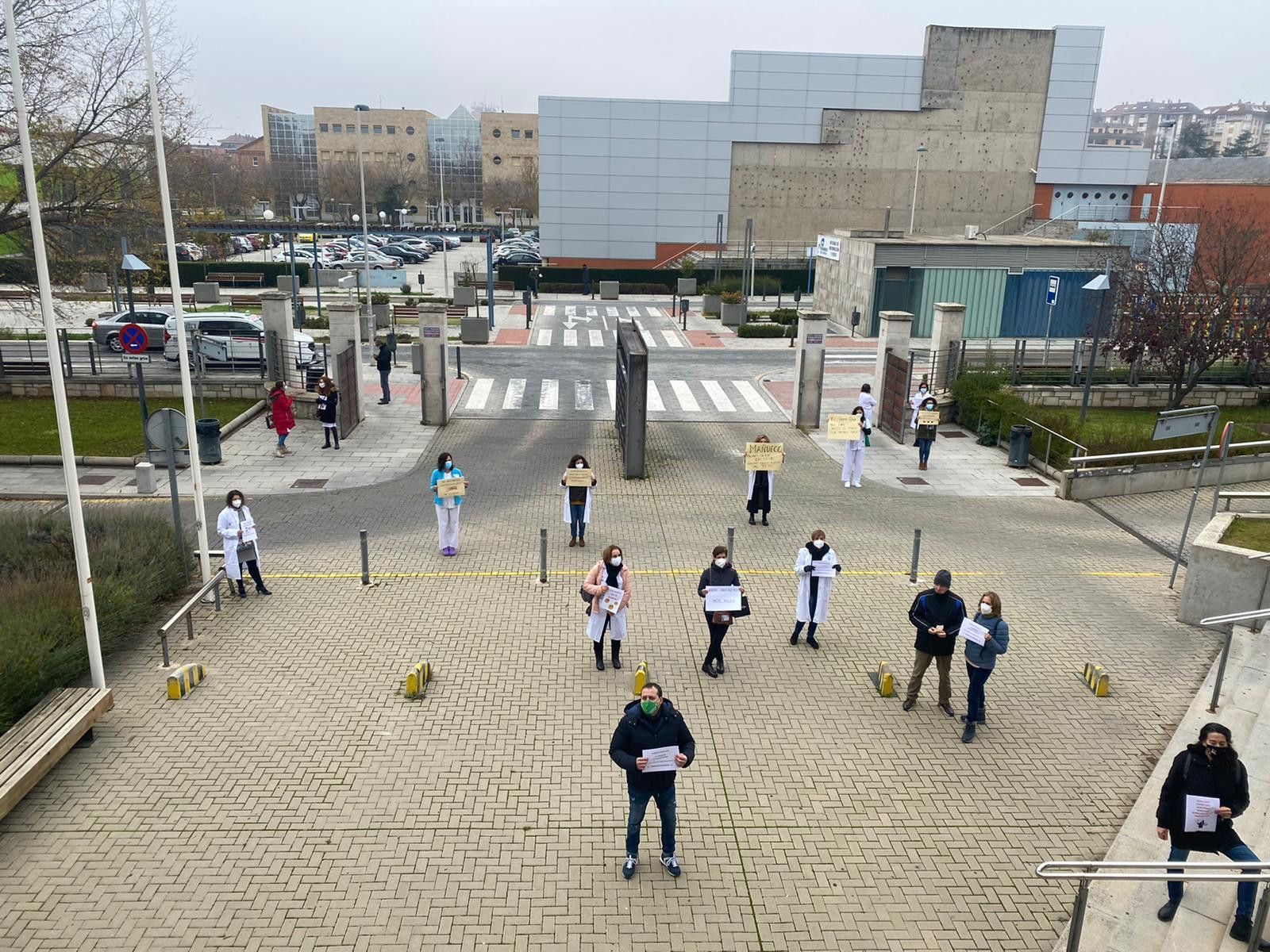 Concentracion sanitarios decretazo hospital