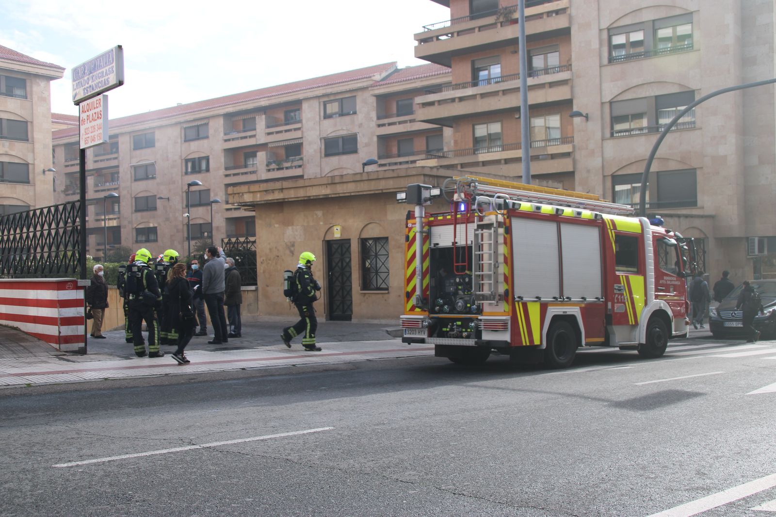 intervencion-de-bomberos-en-la-avenida-de-italia-1
