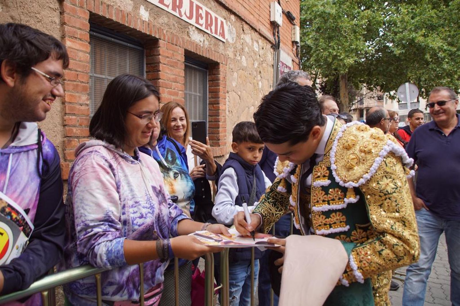 whatsapp-image-2023-09-15-at-18-12-39-1