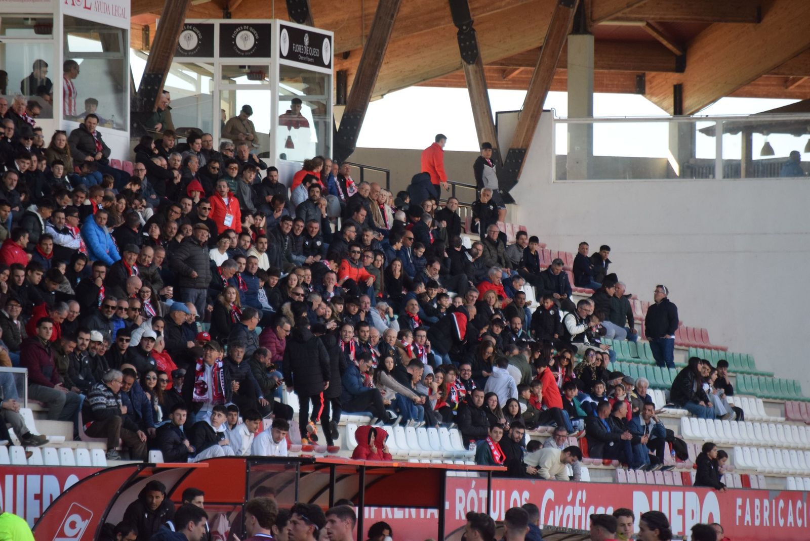 Zamora CF - Pontevedra CF (83).JPG