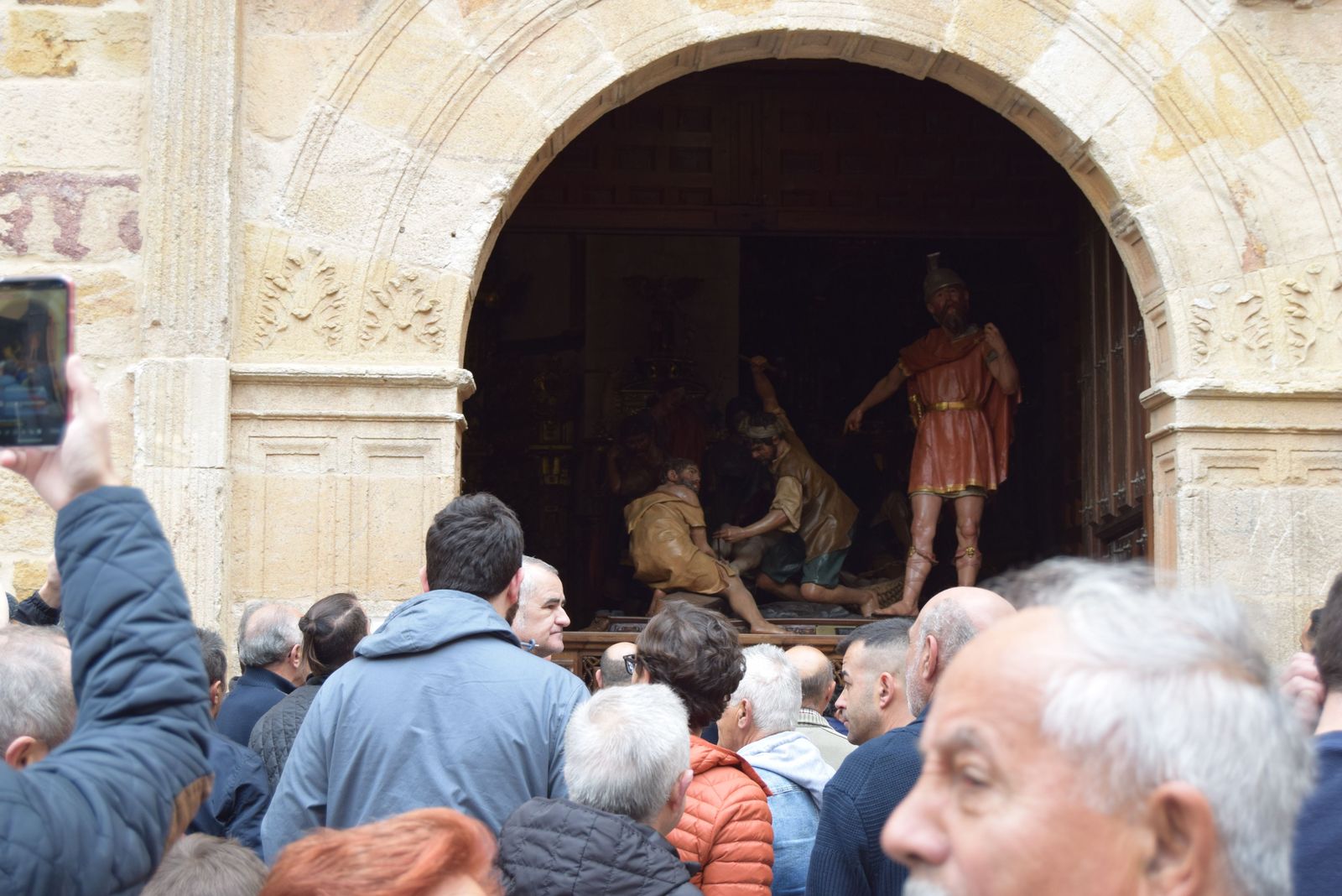 traslado-de-pasos-de-semana-santa-9