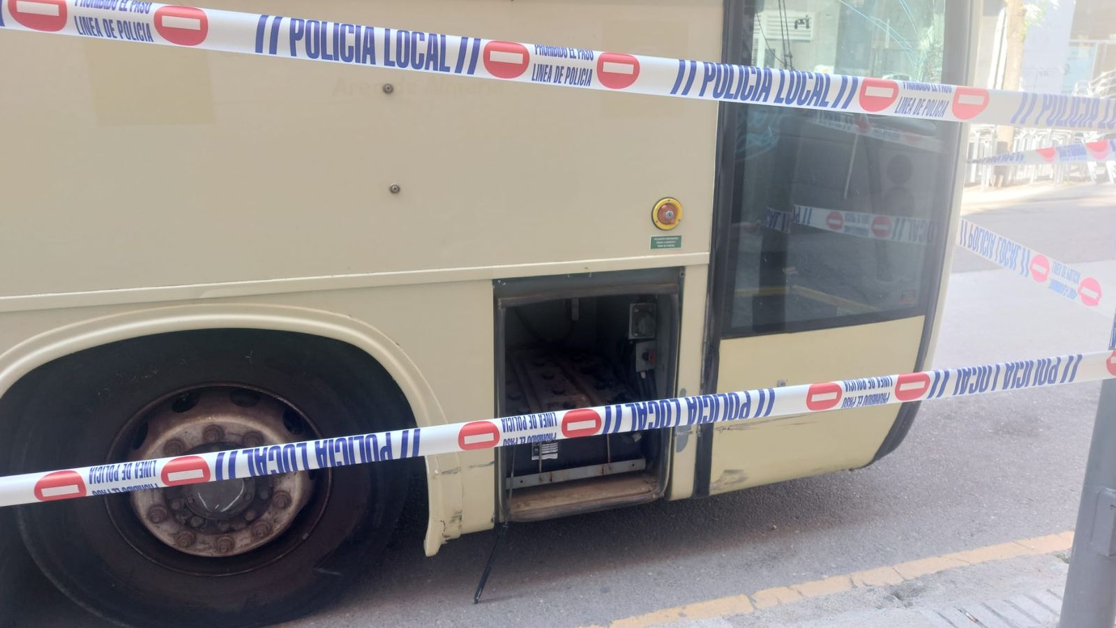 Autobús en la Calle Amargura (4).jpeg