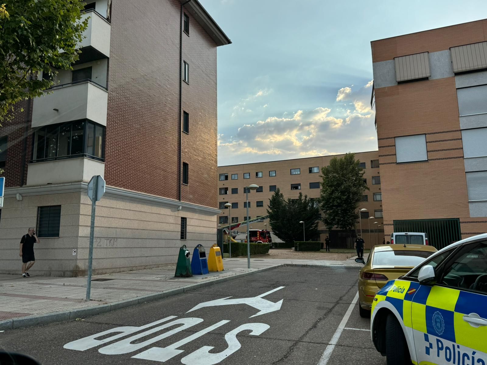 bomberos-policia-local-y-nacional-intervienen-en-el-zurguen-2