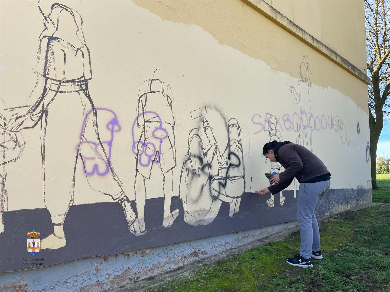 La 'casa del Maestro' de Benavente lucirá un mural de temática LGTBI