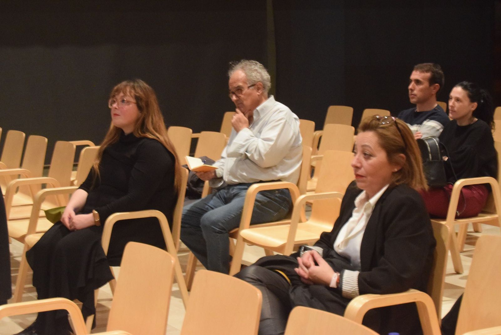 conferencia-sobre-la-importancia-del-cordero-en-las-religiones-4