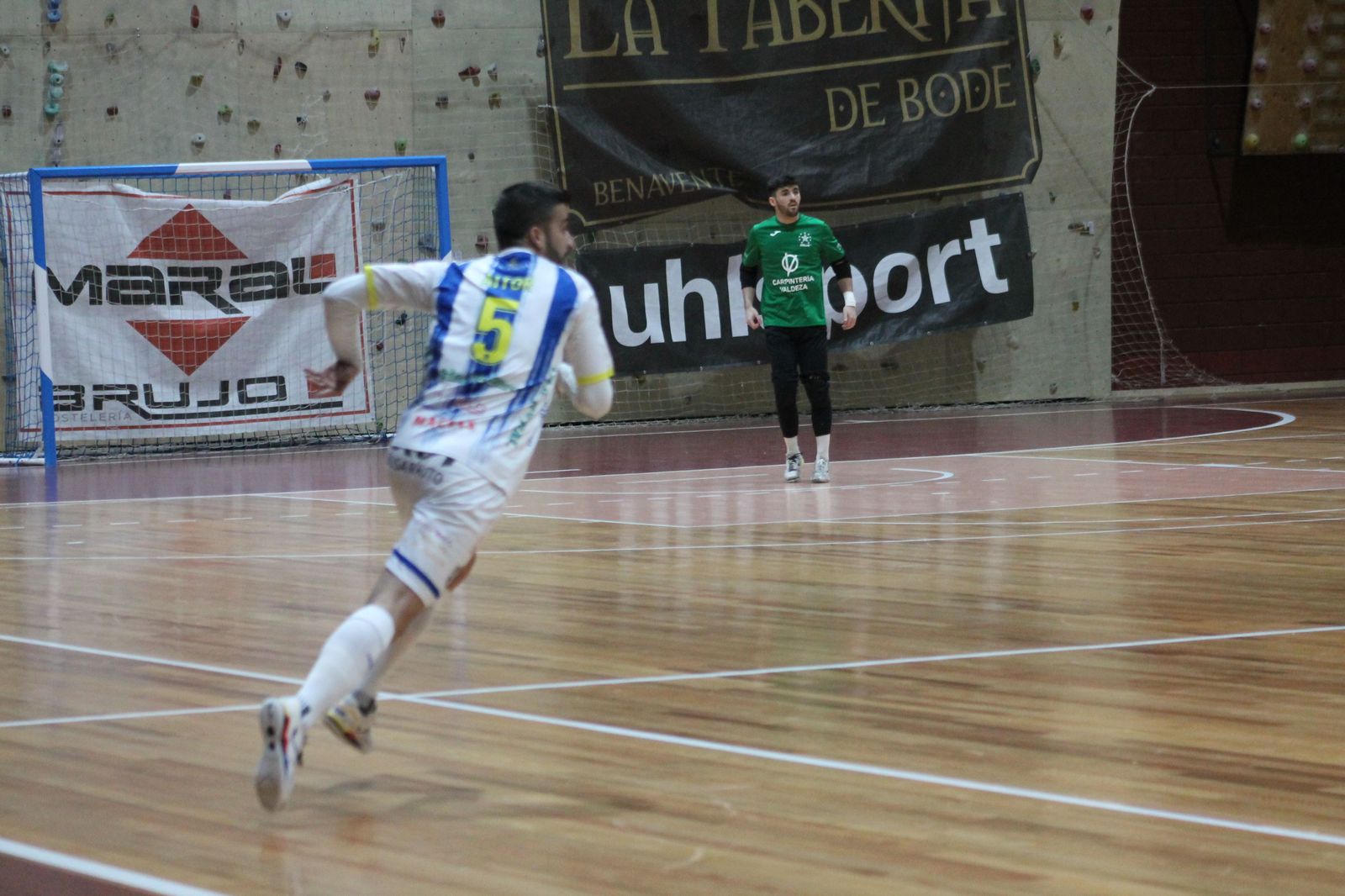Atlético Benavente en la Rosaleda.