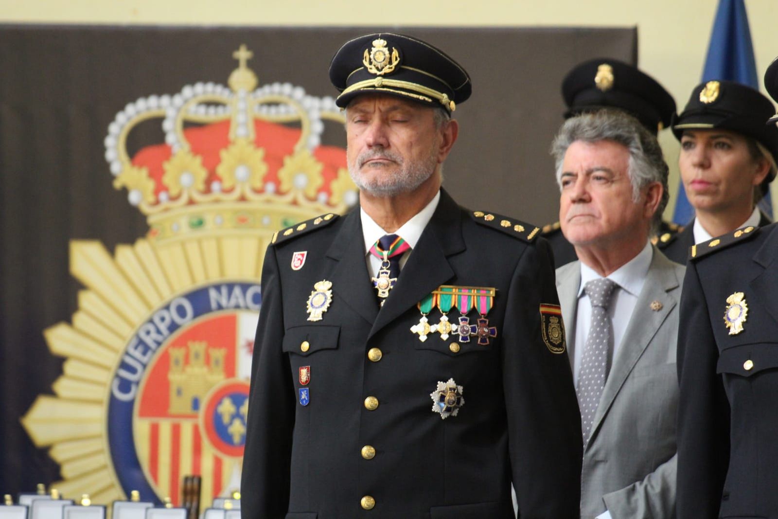 la-policia-nacional-de-salamanca-los-angeles-custodios-52