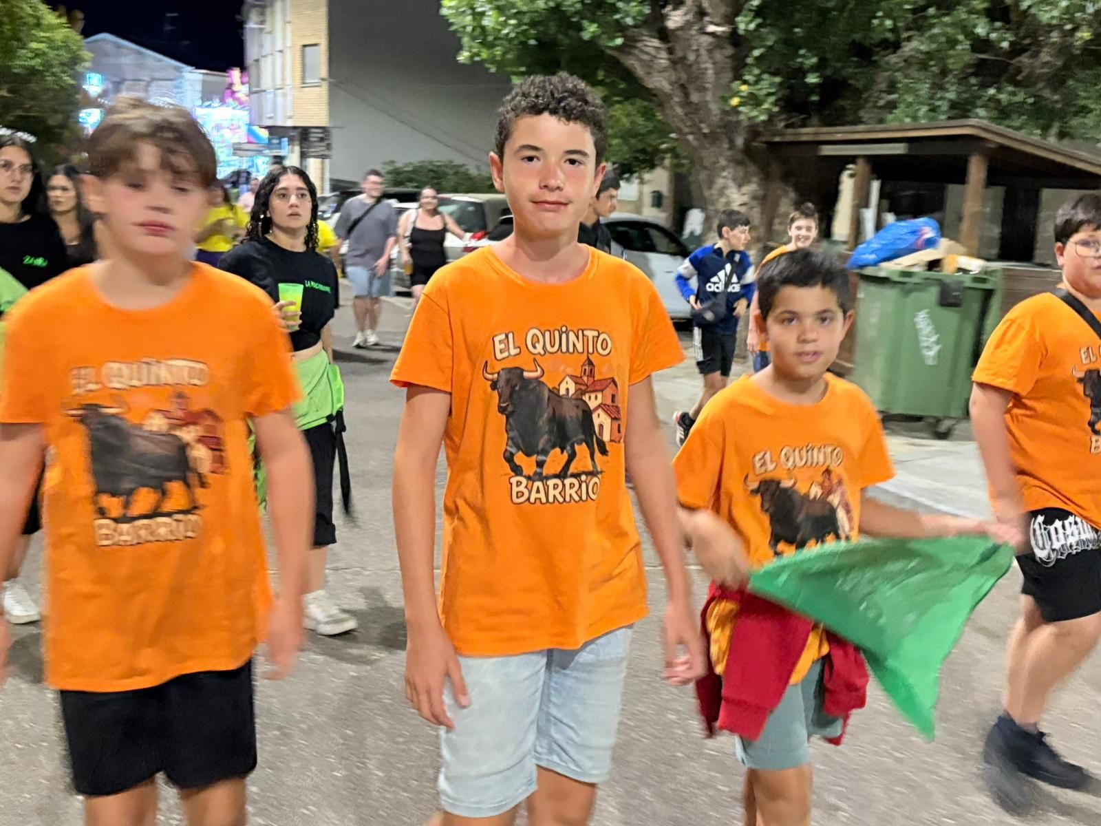 Desfile de peñas de Aldeadávila