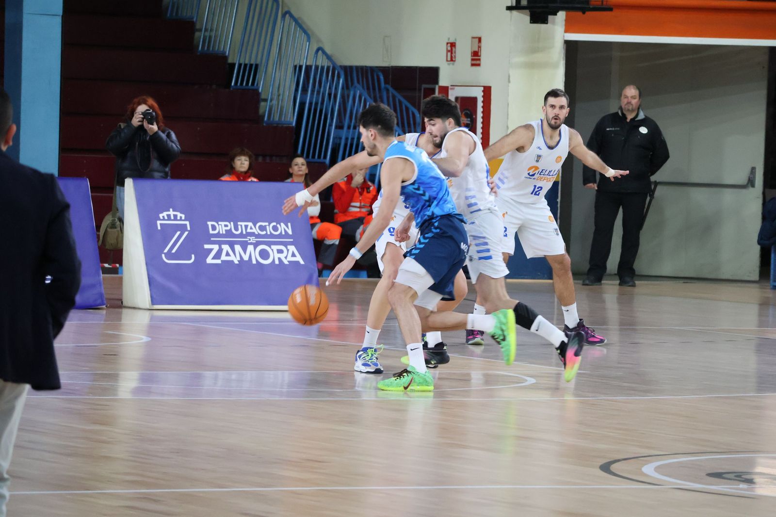 GALERÍA | El CB Zamora recibe al Melilla Baloncesto en busca de la victoria en su primer partido del año