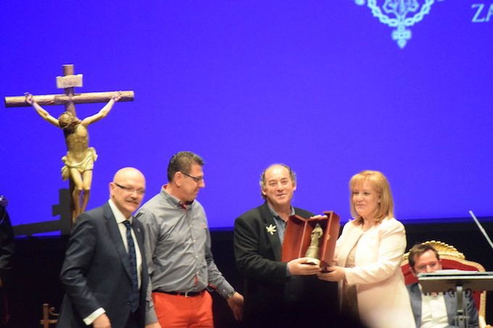 La Banda de Cornetas y Tambores de Jesús Nazareno recibe el Barandales de Honor