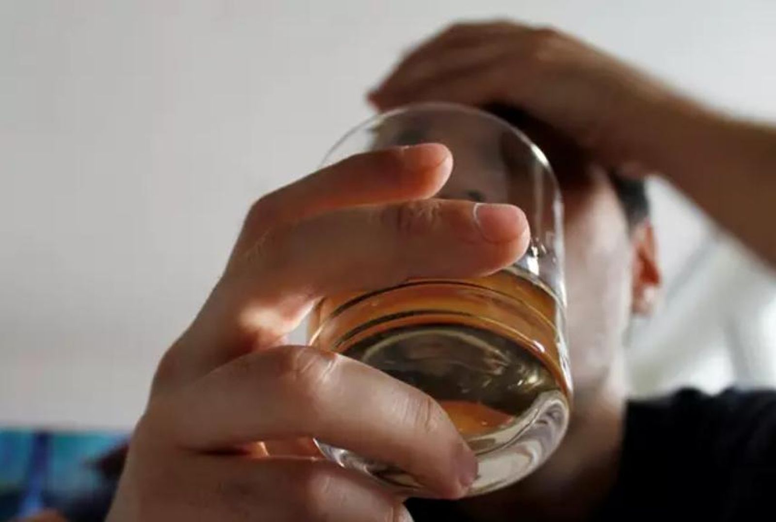 Consumo de bebidas alcohólicas. Foto Infosalus