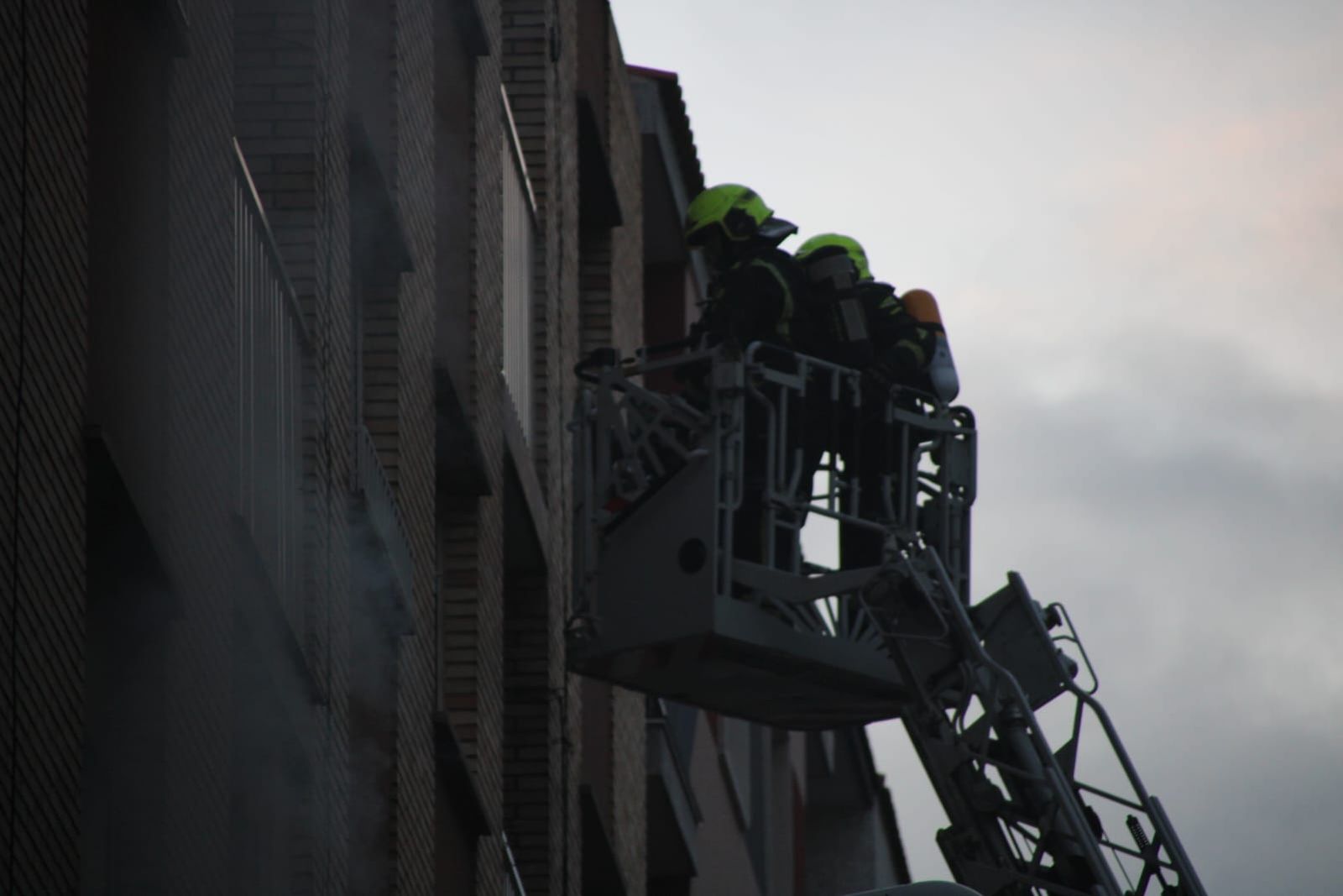 incendio-en-una-vivienda-en-la-calle-leon-felipe-21