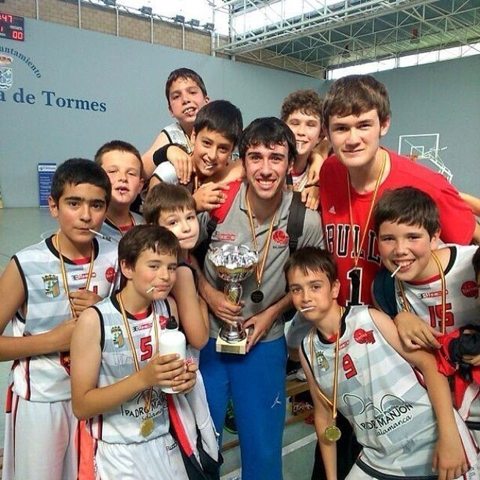 CB Tormes y CB Santa Marta ganan la III Copa MiniBasket de Salamanca
