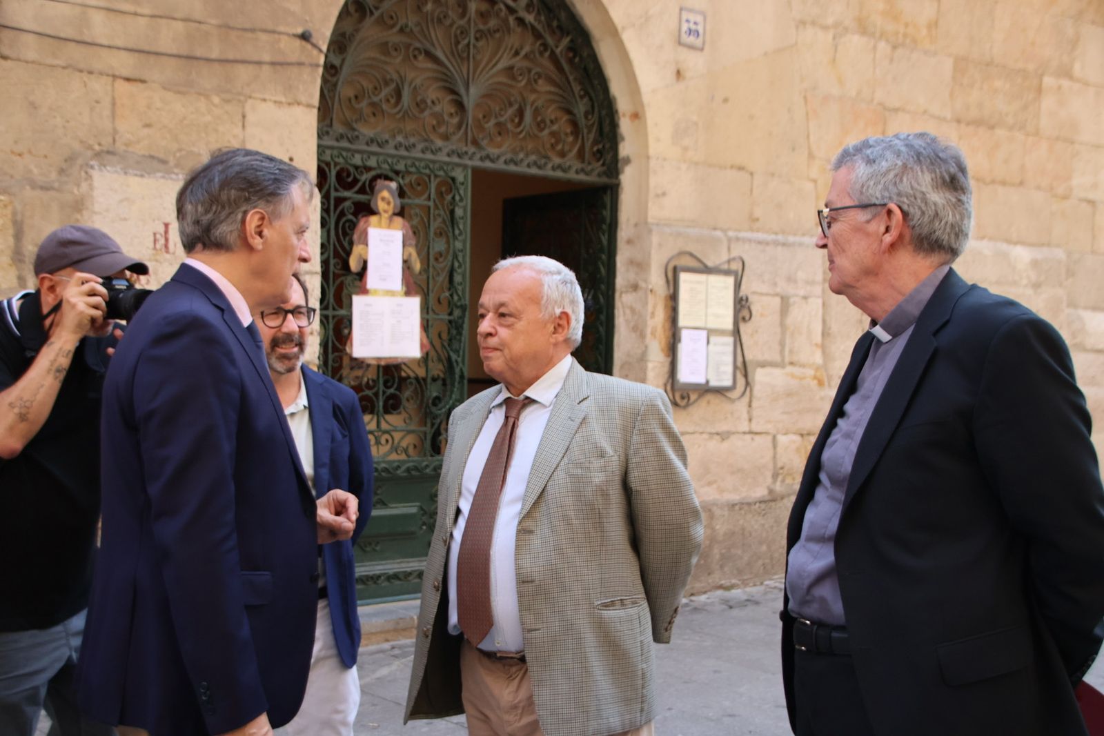 Actuación de conservación y limpieza de los retablos de la Iglesia de La Clerecía