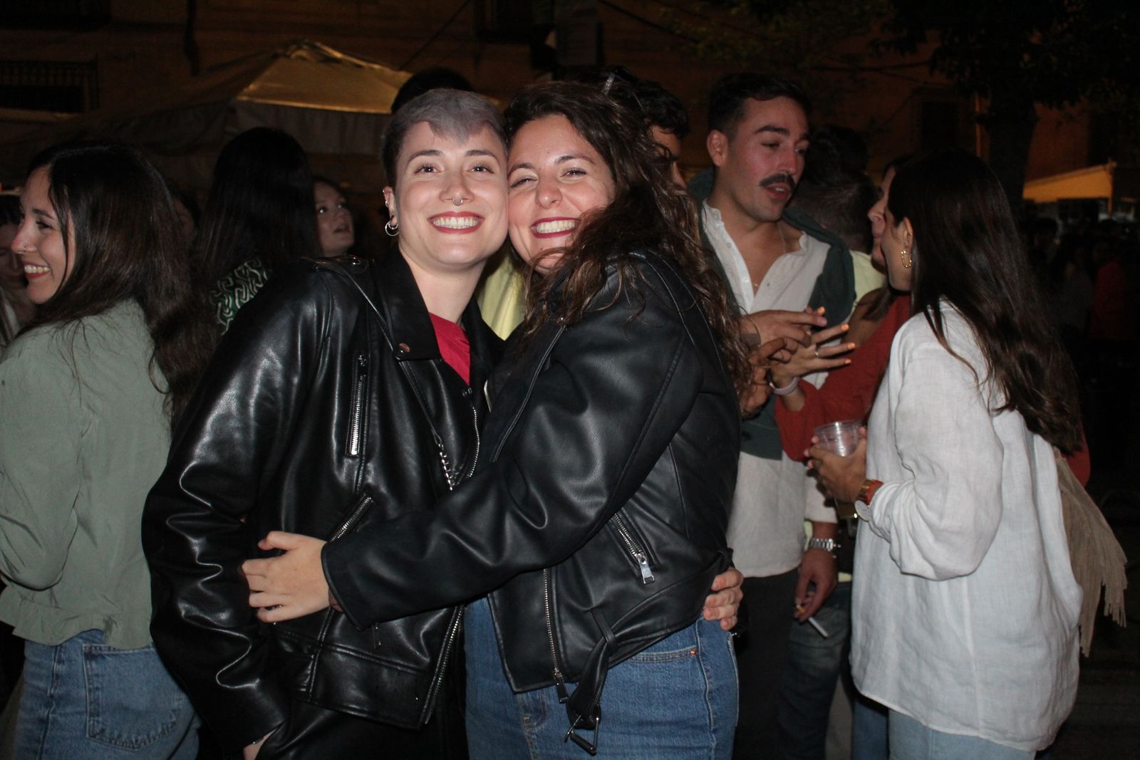 La Feria de Día se llena en la tarde-noche de este viernes, punto de partida del fin de semana