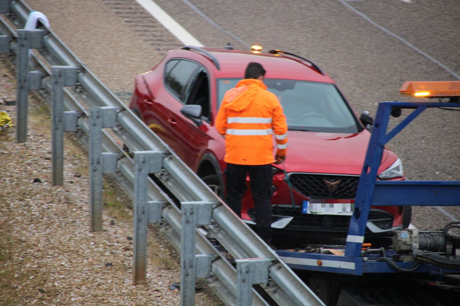 Herida una mujer tras una colisión entre un coche y una ambulancia