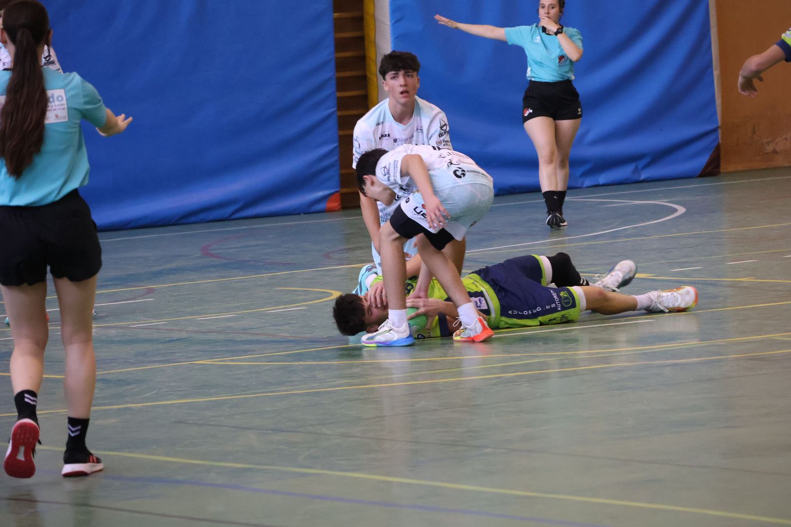 GALERÍA | Revive la disputada Fase del infantil de Balonmano Zamora