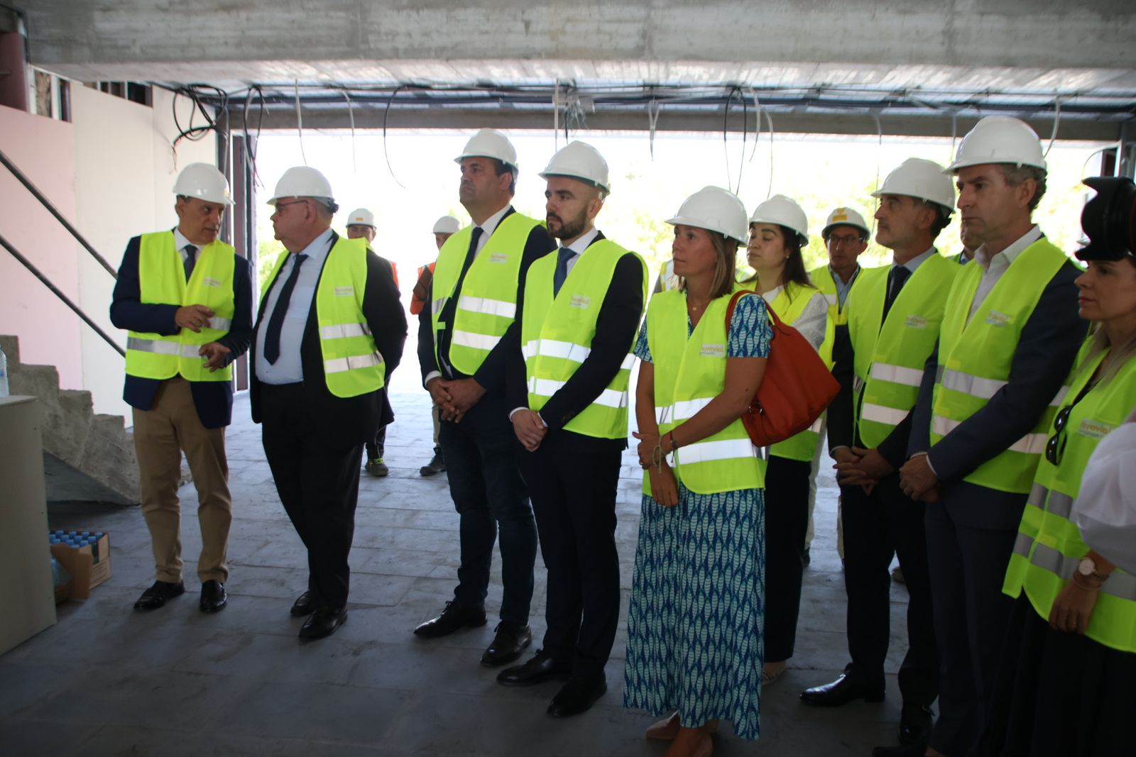 El consejero de Sanidad, Alejandro Vázquez Ramos, visita las obras del centro de salud Prosperidad